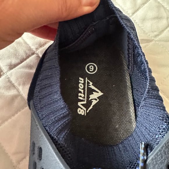 🍉Men’s Water Shoes Norti V 8 Navy NWT size 9 - Picture 5 of 7